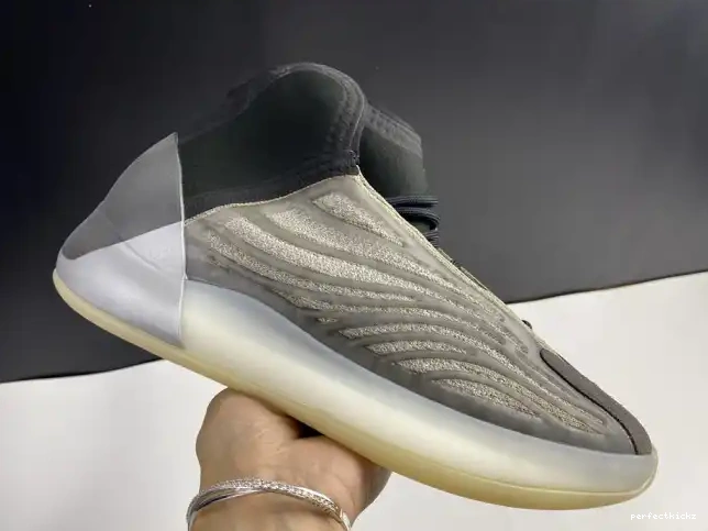 H68771 Quantum Yeezy Adidas Barium 0706